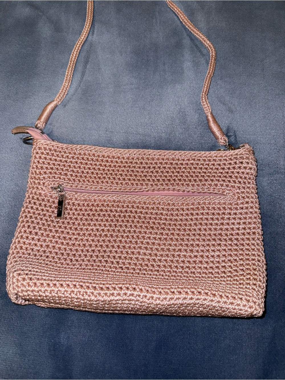 Woven “The Sak” Crossbody Bag in Dusty Pink